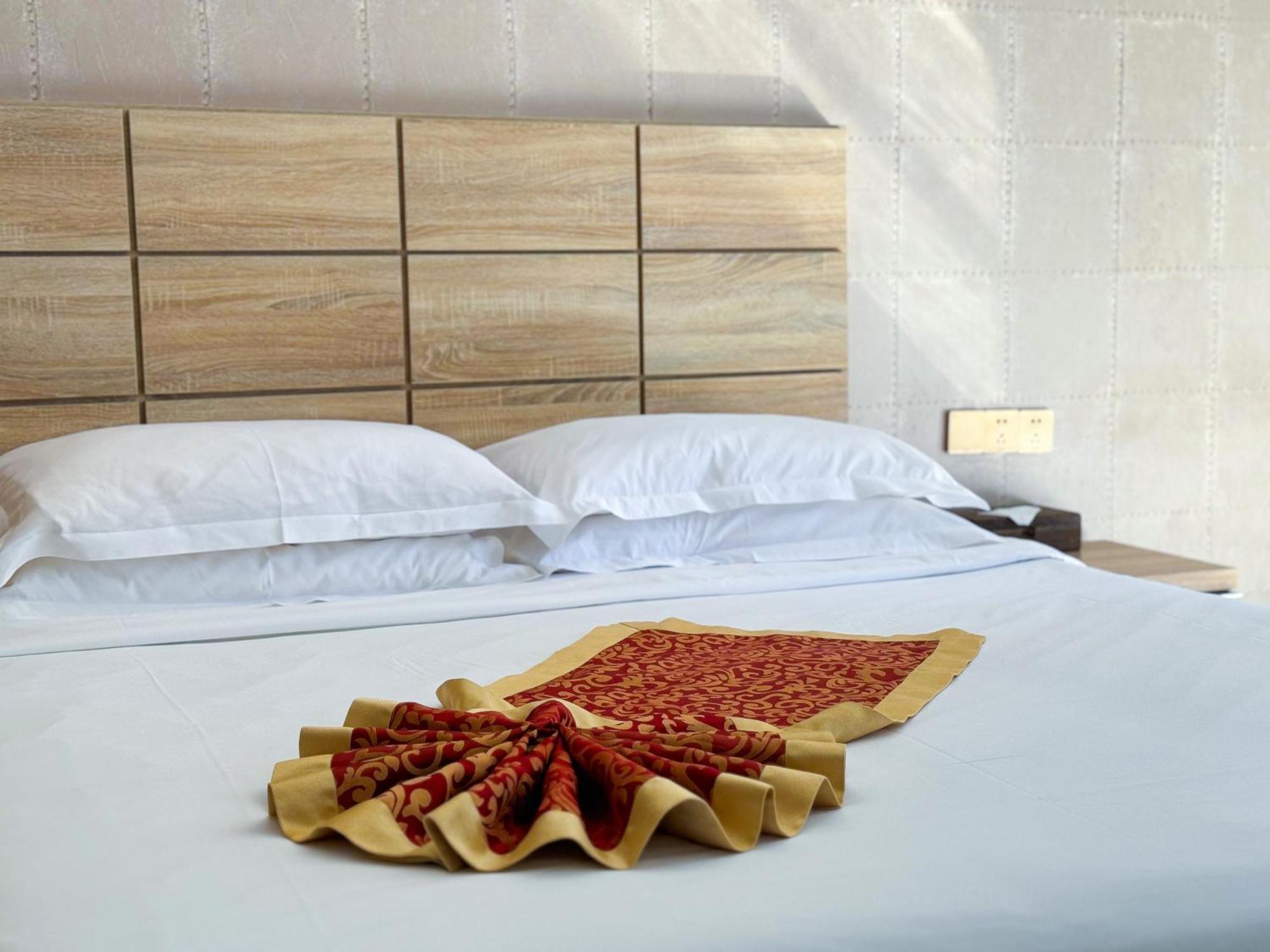 Barry Boutique Hotel Tam Á Ngoại thất bức ảnh